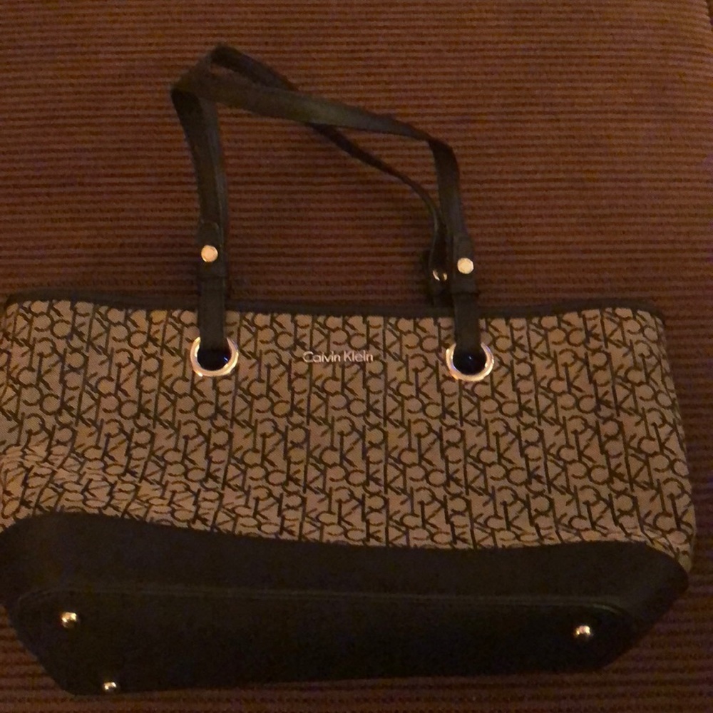 Calvin Klein Bag for Sale !
